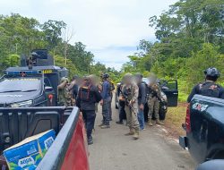 Diserang dari Dua Arah, Satgas Damai Cartenz Kendalikan Situasi di Yahukimo